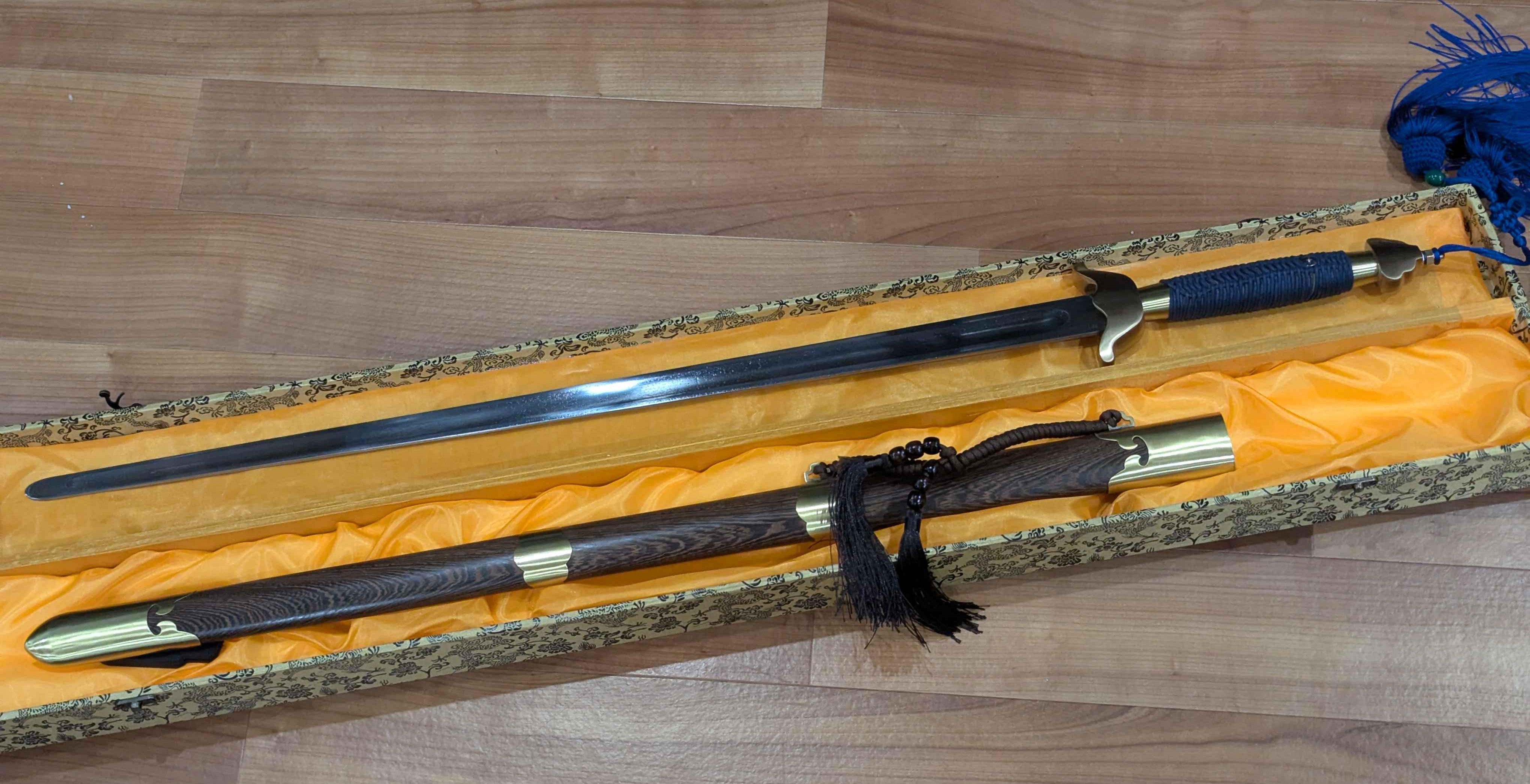 Akado Sparring Jian - Shoulders